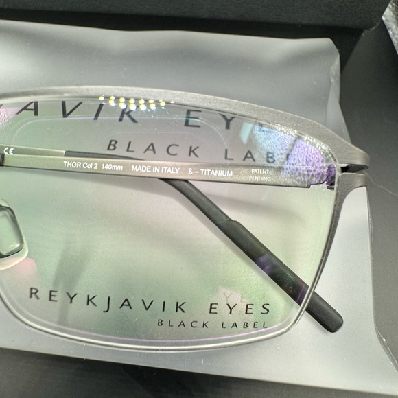 Reykjavik Eyes THOR Glasses - Picture 3 of 10